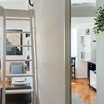 Loft Bed With Free Parking, 2 Bikes! Self Check In, Wi-fi, Ac Póla