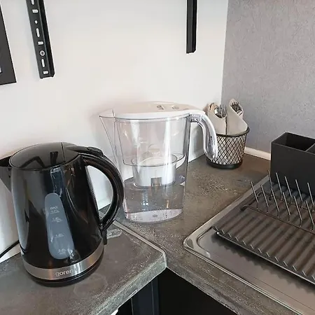 Appartement Loft Bed With Free Parking, 2 Bikes! Self Check In, Wi-fi, Ac Pula