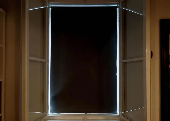 Loft Bed With Free Parking, 2 Bikes! Self Check In, Wi-fi, Ac * Pula