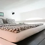 Loft Bed With Free Parking, 2 Bikes! Self Check In, Wi-fi, Ac * 풀라