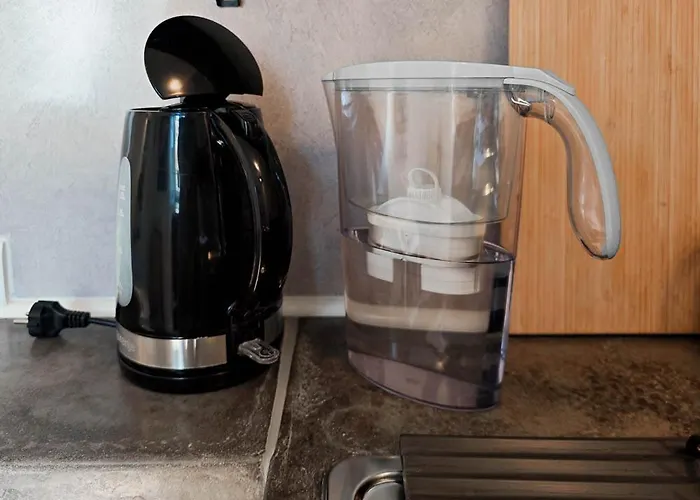 Loft Bed With Free Parking, 2 Bikes! Self Check In, Wi-fi, Ac Lägenhet